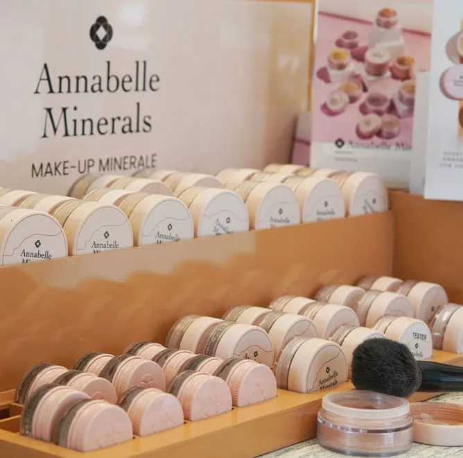Annabelle Minerals - Cipria, Ombretti e Fondotinta